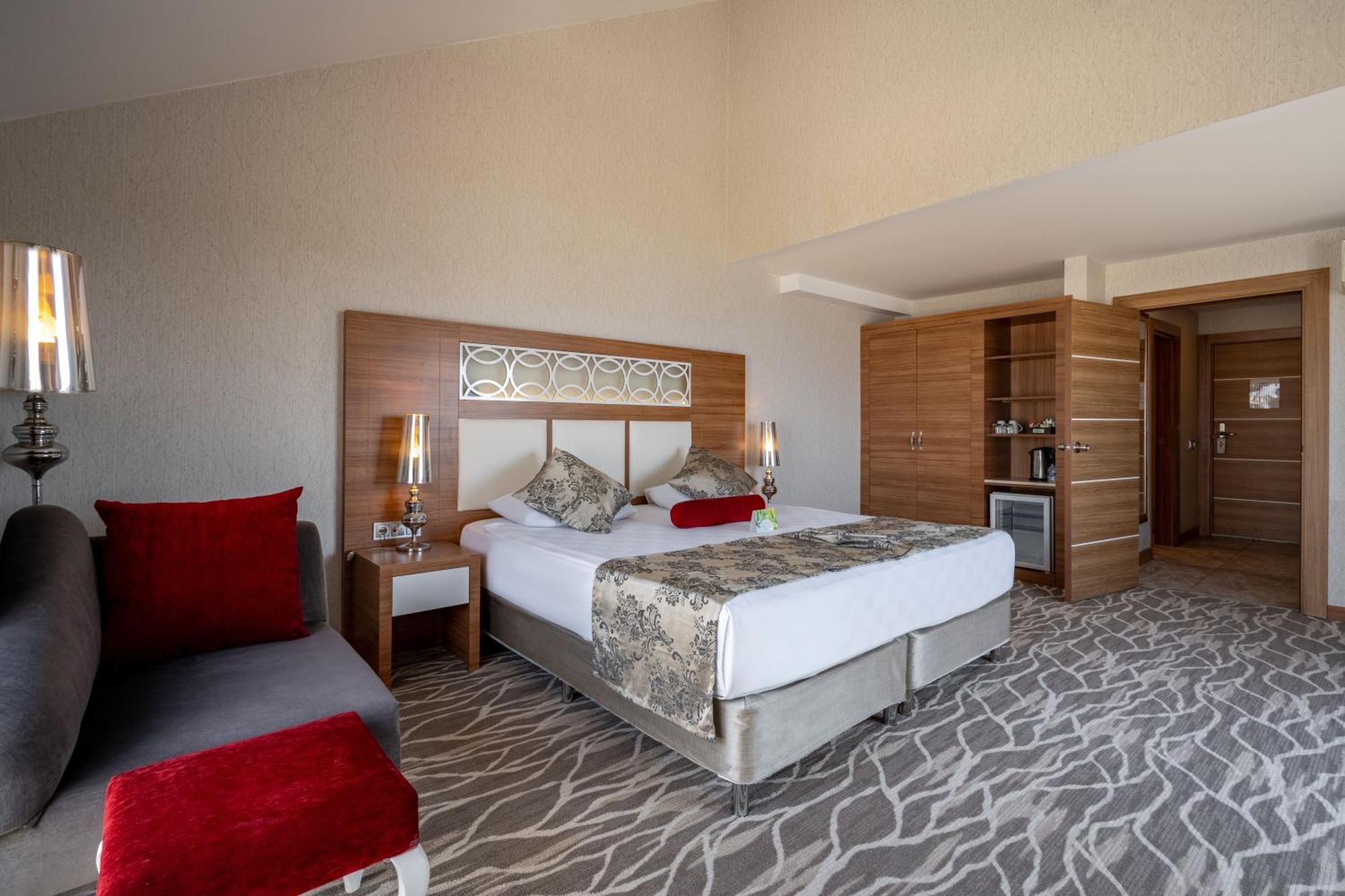 Justiniano Theodora Resort Okurcalar Oda fotoğraf